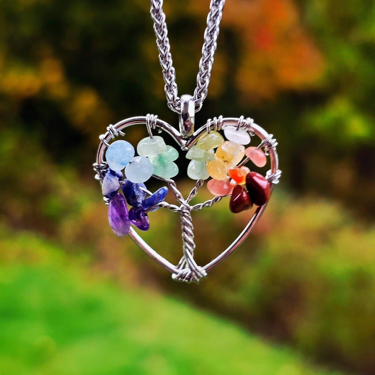 Edelsteinanhänger "Chakra-Lebensbaum" Herz