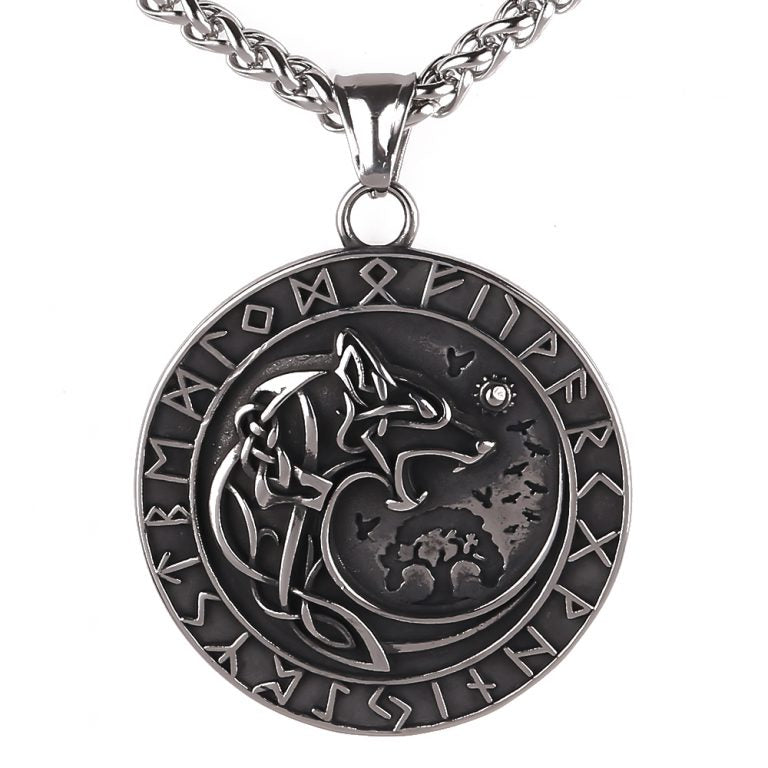 Necklace “Hati – Circle of Runes” (Silver)
