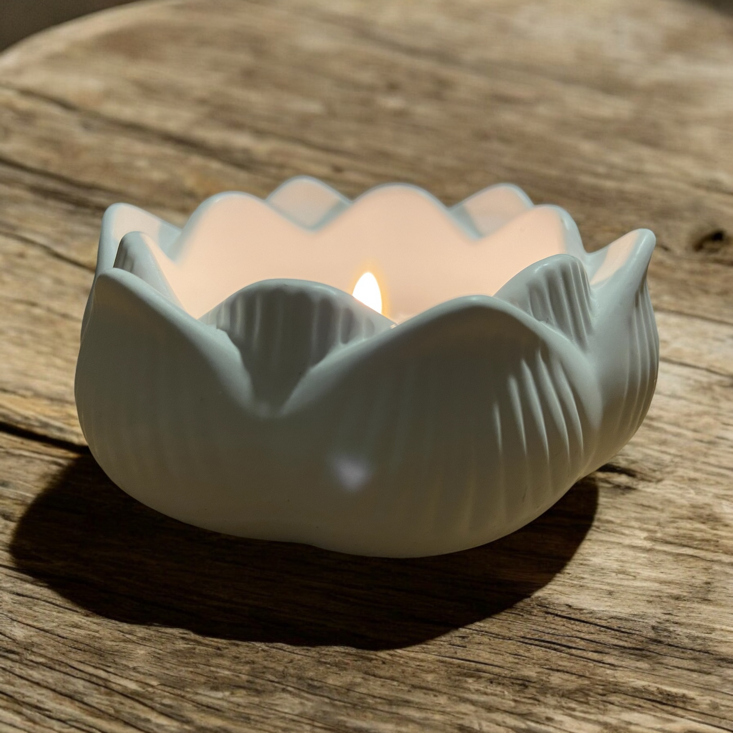 Lotusblomma värmeljusstake