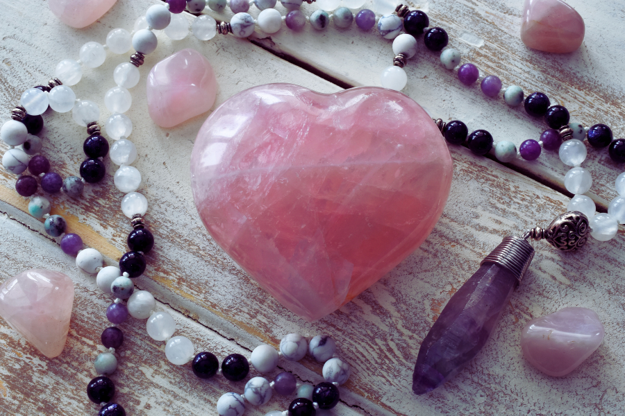 Ädelstenar, kristaller och mineraler