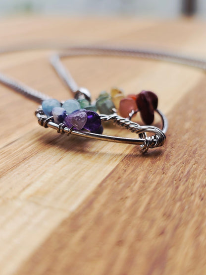 Edelsteinanhänger "Chakra-Lebensbaum" Herz