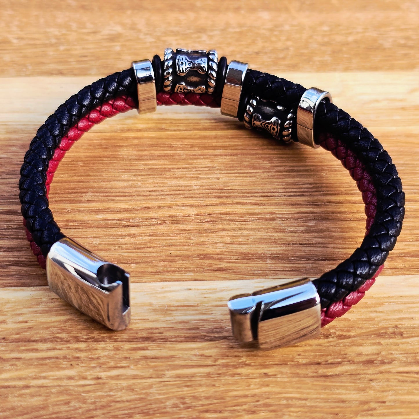 Bracelett "Mjölner Twin Leather" (Black / Red)