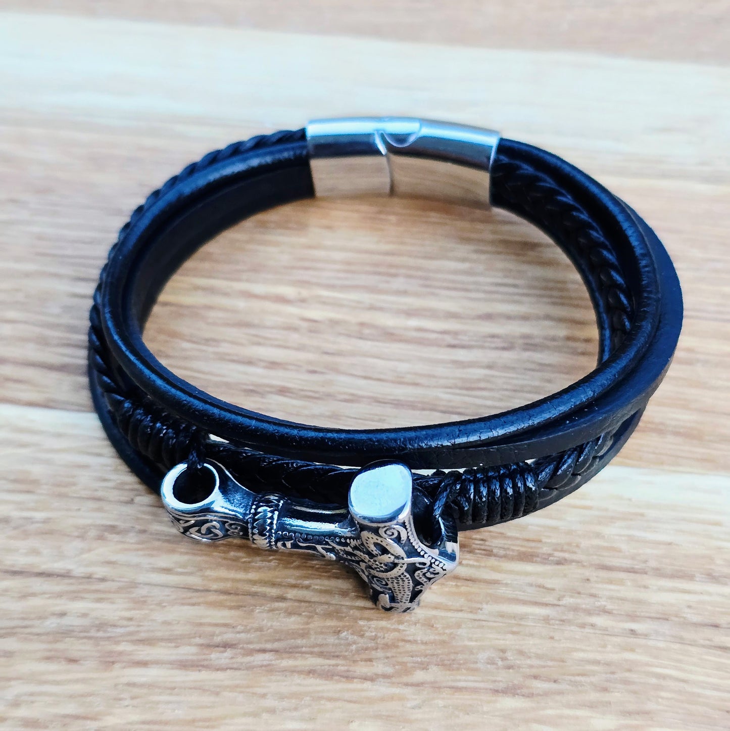 Bracelett Leather "Mjönir-fimm"