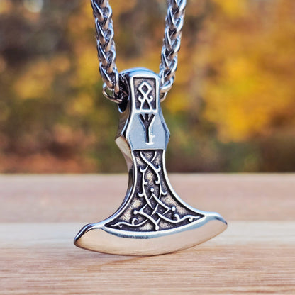 Necklace ”Mammen Viking Axe Tiwaz"