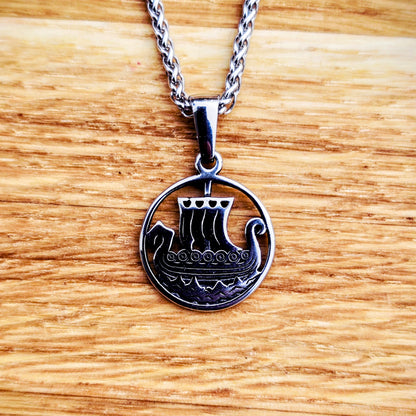 Necklace "Longship elegance XXS"