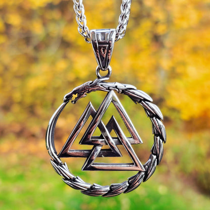 Necklace "Valknut Nidhöggr XXL"