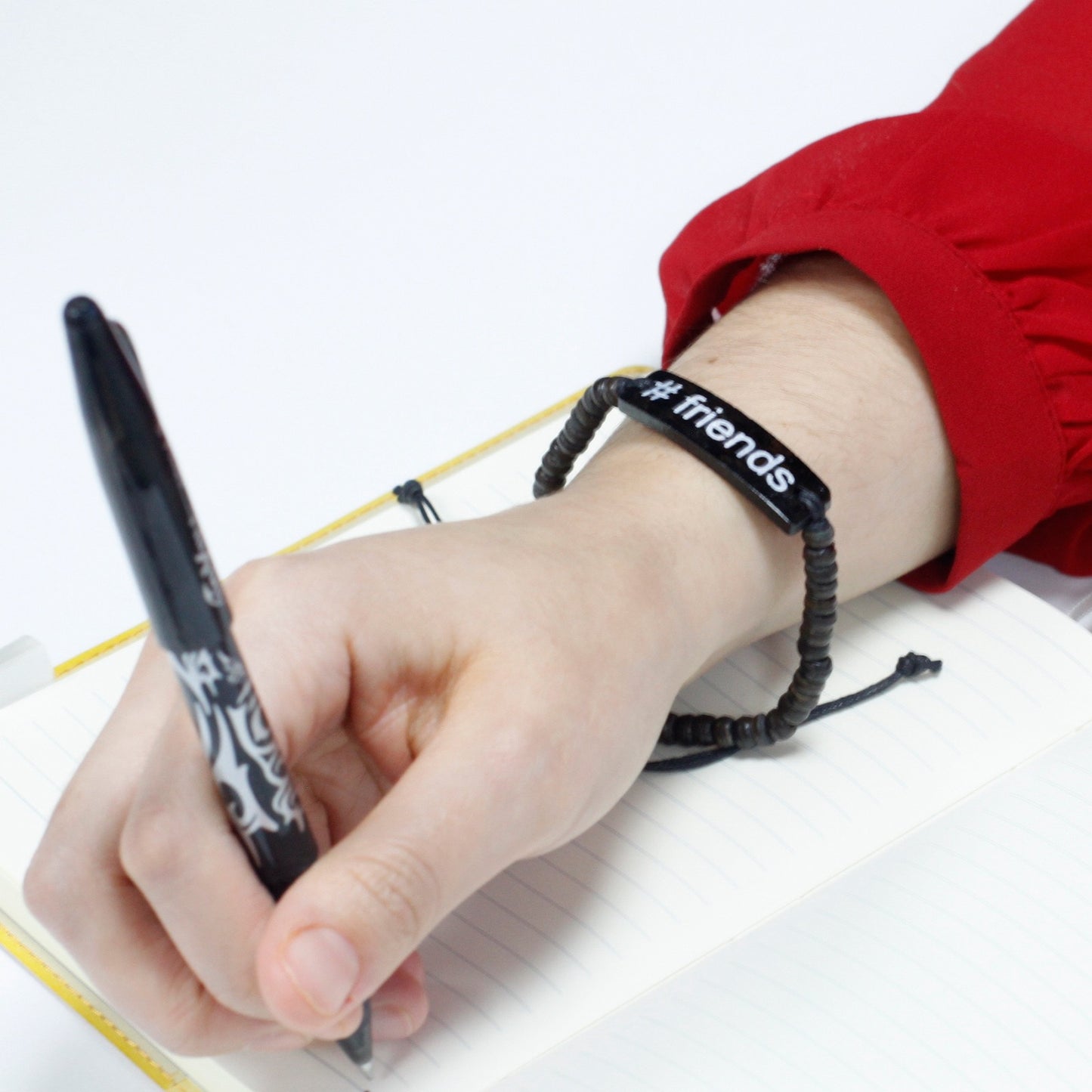 Freundschaftsarmband „Friends“ – Kokosnuss