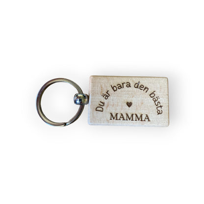 Nyckelring, rektangulär, 32 x 52mm, bok - med gravyr