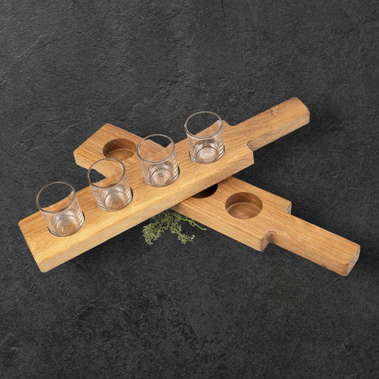 Högkvalitativ snaps latte gjord av oljad ek