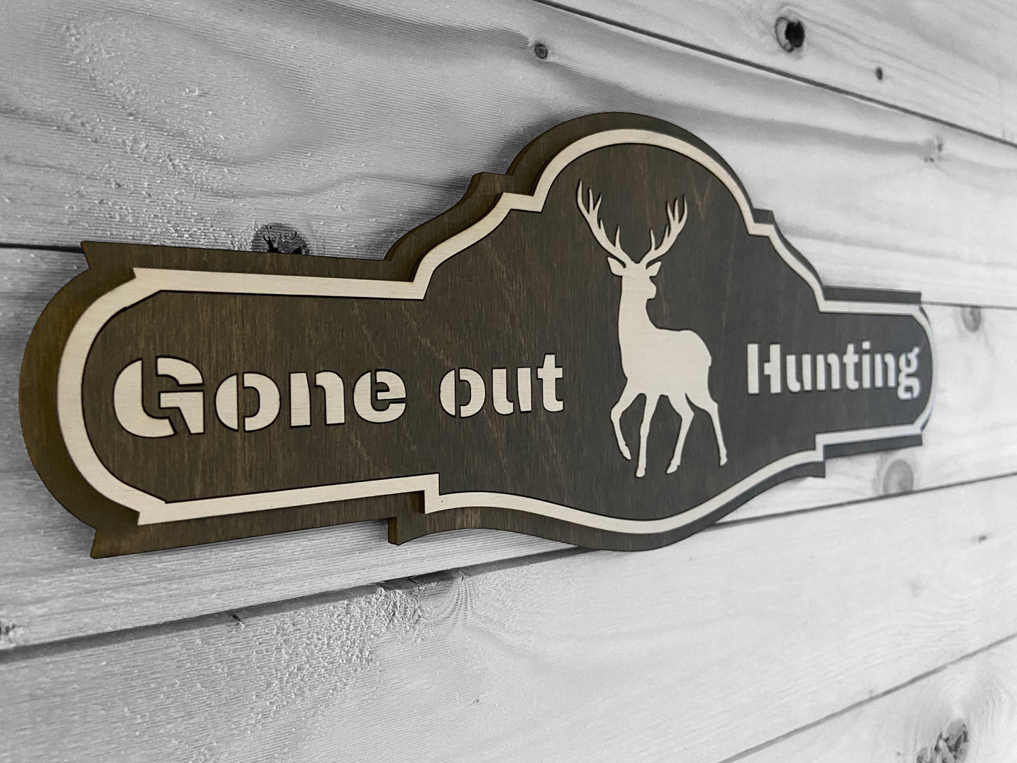 Väggdekoration "Gone out Hunting" 350 x 173 x 9 mm