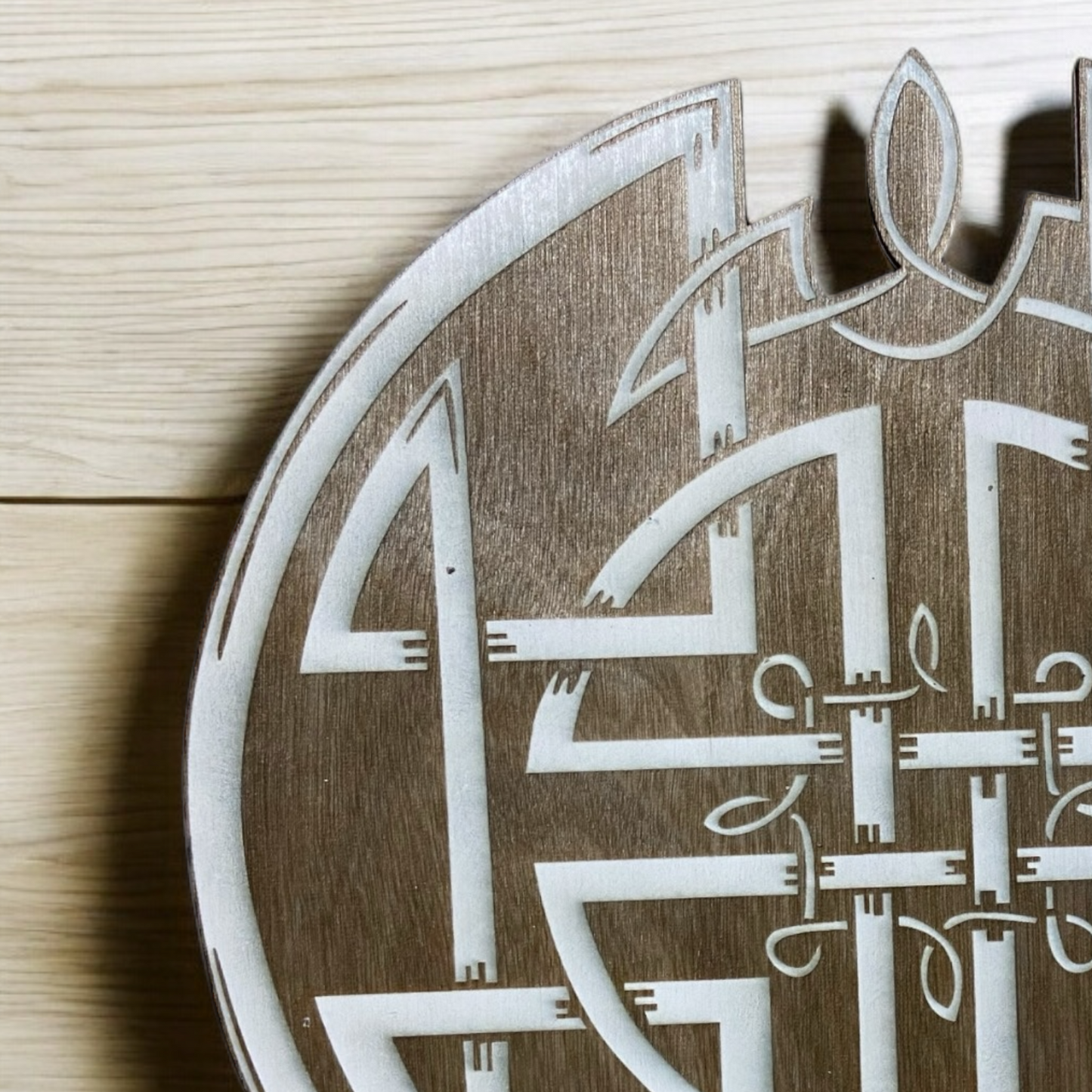 🏡✨ Dekorative Wanddekoration – Keltischer Dara-Knoten ✨🏡