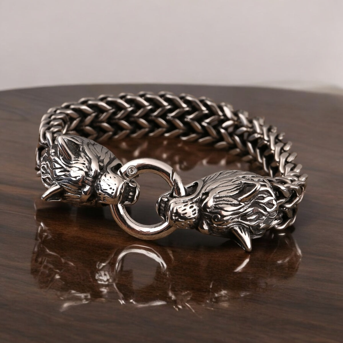 Bracelet "Geri and Freki"