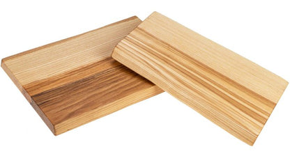 Skärbräda med Trädkant i Kärnaska - 32x18-20cm x 22mm